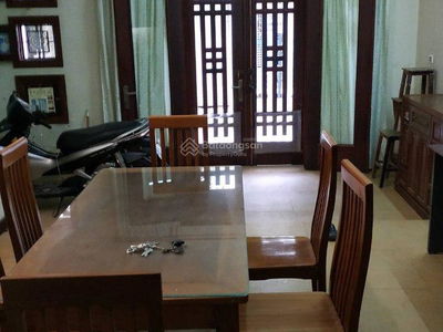 Gehäuse In Hanoi, Vietnam Gehäuse In Hanoi, Vietnam