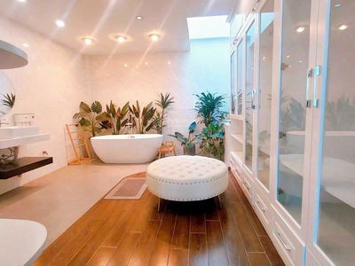 Gehäuse In Ha GJong, Vietnam Gehäuse In Ha GJong, Vietnam