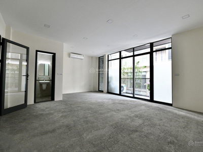 Gehäuse In Hanoi, Vietnam Gehäuse In Hanoi, Vietnam