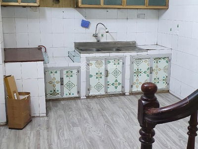 Gehäuse In Ha GJong, Vietnam Gehäuse In Ha GJong, Vietnam