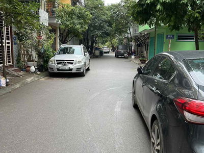 Gehäuse In Ha GJong, Vietnam Gehäuse In Ha GJong, Vietnam