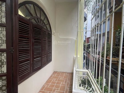 Gehäuse In Hanoi, Vietnam Gehäuse In Hanoi, Vietnam