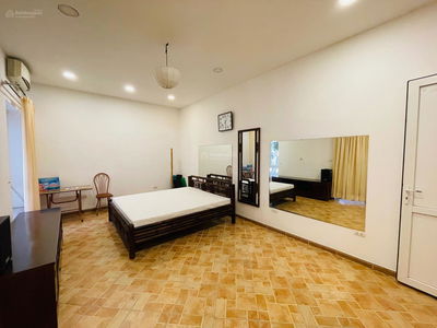 Housing in Hanoi, Vietnam Housing in Hanoi, Vietnam