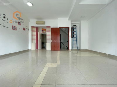 Housing in Nha Be, Vietnam Housing in Nha Be, Vietnam