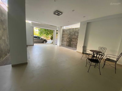 Gehäuse In Nha Trang, Vietnam Gehäuse In Nha Trang, Vietnam