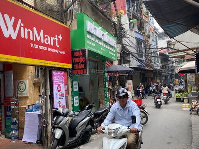 Gehäuse In Hanoi, Vietnam Gehäuse In Hanoi, Vietnam