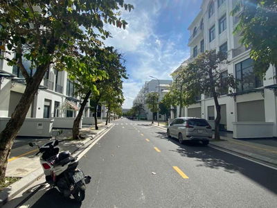The Manhattan - Vinhomes Grand Park, Vietnam  The Manhattan - Vinhomes Grand Park, Vietnam