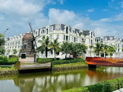 Moonlight 1 - An Lạc Green Symphony, Vietnam Moonlight 1 - An Lạc Green Symphony, Vietnam