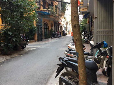 Housing in Hanoi, Vietnam Housing in Hanoi, Vietnam