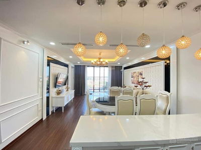 Iris Garden, Vietnam Iris Garden, Vietnam