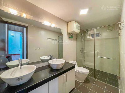 Жилье в Hanoi, Vietnam Жилье в Hanoi, Vietnam