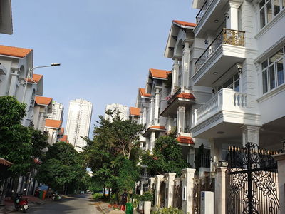 Khu đô thị Him Lam Kênh Tẻ, Vietnam  Khu đô thị Him Lam Kênh Tẻ, Vietnam