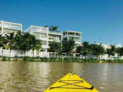 The EverRich III, Vietnam  The EverRich III, Vietnam