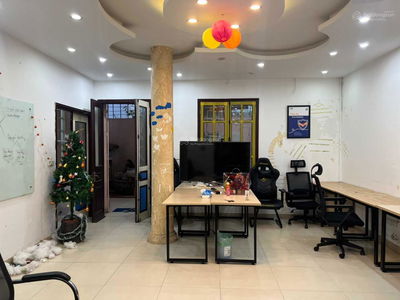 Gehäuse In Ha GJong, Vietnam Gehäuse In Ha GJong, Vietnam