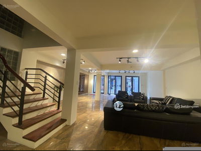 Gehäuse In Hanoi, Vietnam Gehäuse In Hanoi, Vietnam