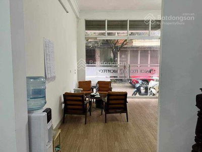 Gehäuse In Hanoi, Vietnam Gehäuse In Hanoi, Vietnam