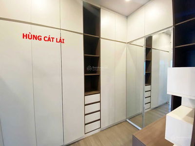 East Village Street, Vietnam  East Village Street, Vietnam