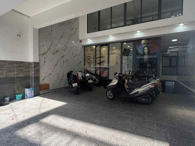 Gehäuse In Ho Chi Minh City, Vietnam Gehäuse In Ho Chi Minh City, Vietnam