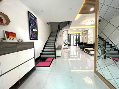 Lavila Kien A - Nha Be, Vietnam  Lavila Kien A - Nha Be, Vietnam