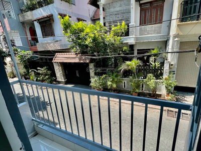 Gehäuse In Nha Be, Vietnam  Gehäuse In Nha Be, Vietnam