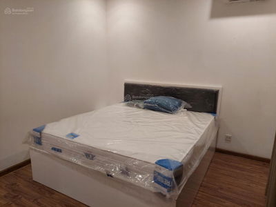 Nguyen Ngoc Vu Street, Vietnam Nguyen Ngoc Vu Street, Vietnam