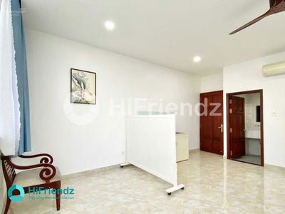 Gehäuse In Nha Be, Vietnam  Gehäuse In Nha Be, Vietnam