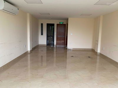 Gehäuse In Ha GJong, Vietnam Gehäuse In Ha GJong, Vietnam