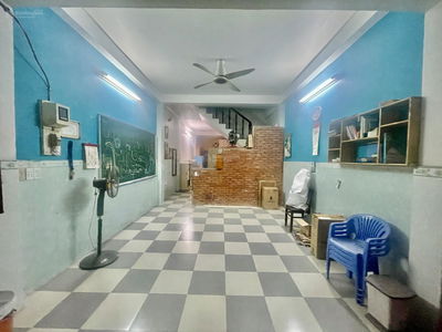 Gehäuse In Nha Be, Vietnam Gehäuse In Nha Be, Vietnam