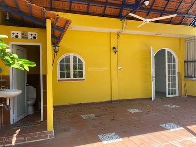 Gehäuse In Nha Be, Vietnam Gehäuse In Nha Be, Vietnam