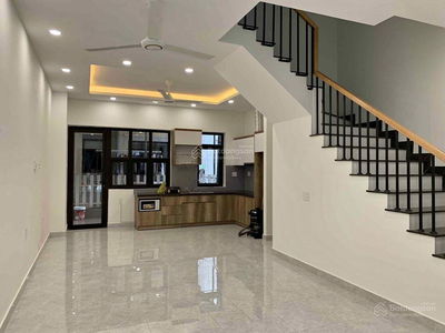 Alojamiento en Di An, Vietnam Alojamiento en Di An, Vietnam