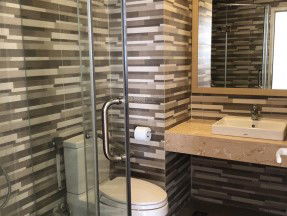 Gehäuse In Hanoi, Vietnam  Gehäuse In Hanoi, Vietnam