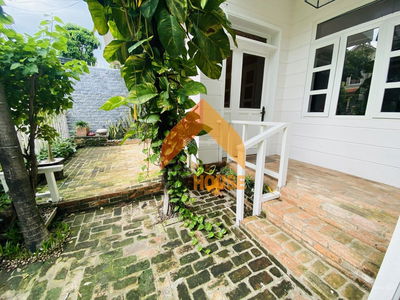 Gehäuse In Nha Be, Vietnam Gehäuse In Nha Be, Vietnam