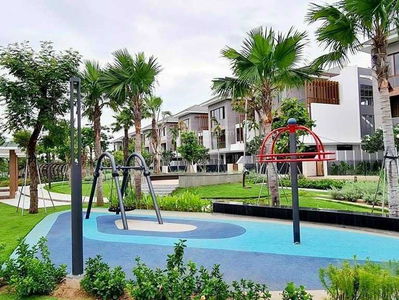 Lavila Kien A - Nha Be, Vietnam  Lavila Kien A - Nha Be, Vietnam