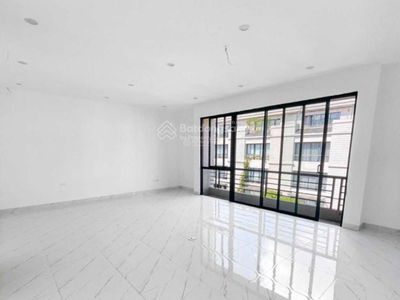 Жилье в Hanoi, Vietnam Жилье в Hanoi, Vietnam