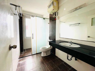 Housing in Hanoi, Vietnam Housing in Hanoi, Vietnam