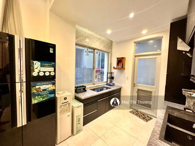 Phú Mỹ Hưng, Vietnam  Phú Mỹ Hưng, Vietnam