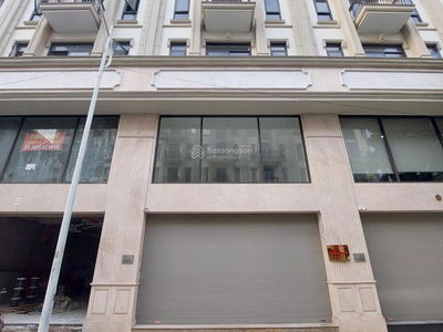 Him Lam Vạn Phúc, Vietnam Him Lam Vạn Phúc, Vietnam