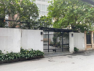 Gehäuse In Hanoi, Vietnam Gehäuse In Hanoi, Vietnam