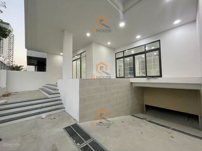 Gehäuse In Nha Be, Vietnam Gehäuse In Nha Be, Vietnam