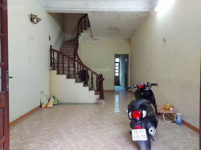 Gehäuse In Hanoi, Vietnam Gehäuse In Hanoi, Vietnam