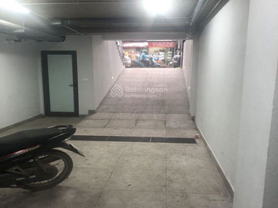 Жилье в Hanoi, Vietnam Жилье в Hanoi, Vietnam