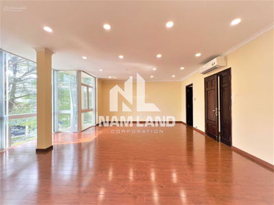 Gehäuse In Nha Be, Vietnam Gehäuse In Nha Be, Vietnam