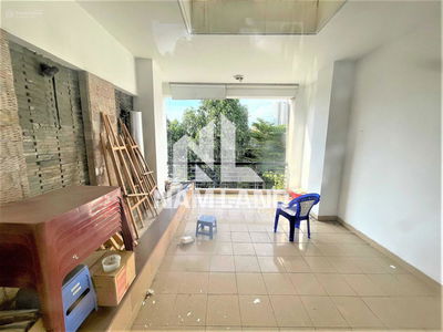 Gehäuse In Nha Be, Vietnam Gehäuse In Nha Be, Vietnam