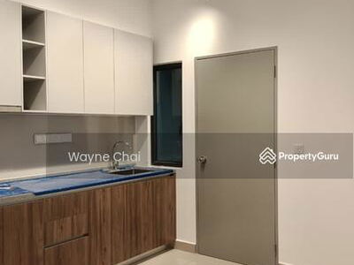 M Vertica, Malaysia M Vertica, Malaysia