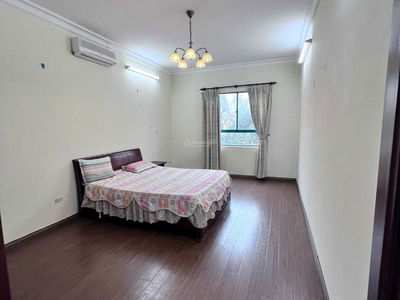 Trung Hoa Nhan Chinh, Vietnam Trung Hoa Nhan Chinh, Vietnam