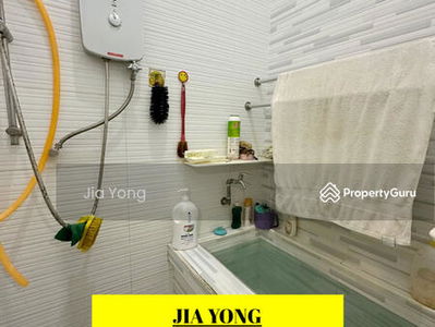 Jelutong lorong slim taman free school near heng ee school, Malaysia Jelutong lorong slim taman free school near heng ee school, Malaysia