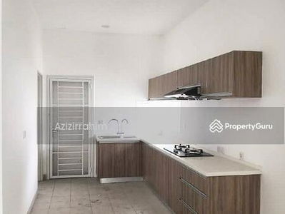 Corner Lot 3 Storey Semi D Clover Garden Residence, Malaysia Corner Lot 3 Storey Semi D Clover Garden Residence, Malaysia