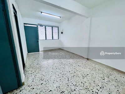 Flat Taman Ungku Tun Aminah, Malaysia Flat Taman Ungku Tun Aminah, Malaysia