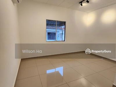 Double Storey House Desa Jaya, Malaysia Double Storey House Desa Jaya, Malaysia