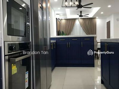 Penduline @ Bandar Rimbayu, Malaysia Penduline @ Bandar Rimbayu, Malaysia